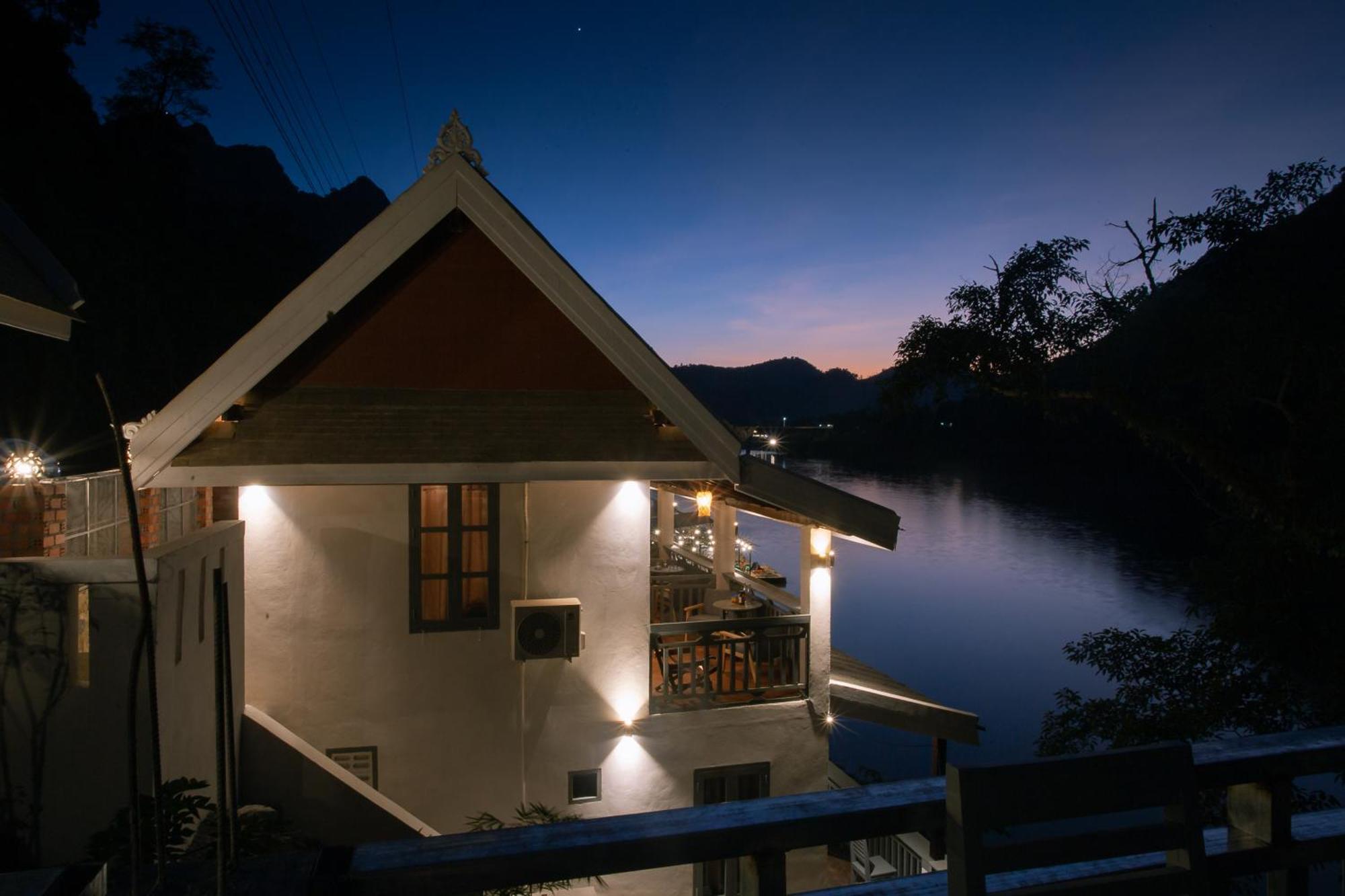 Dokchampa River View Villa Nongkhiaw Esterno foto