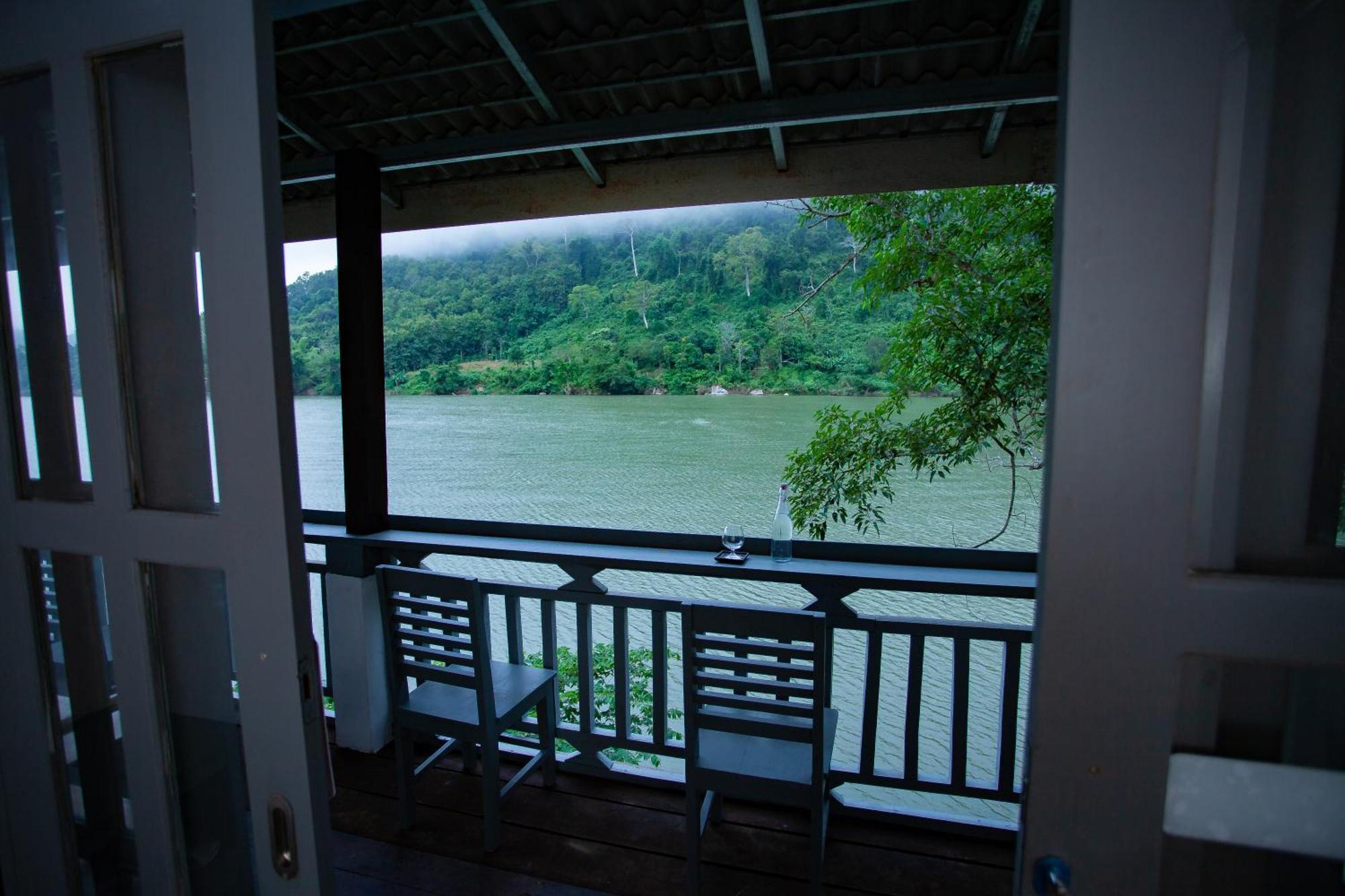 Dokchampa River View Villa Nongkhiaw Esterno foto