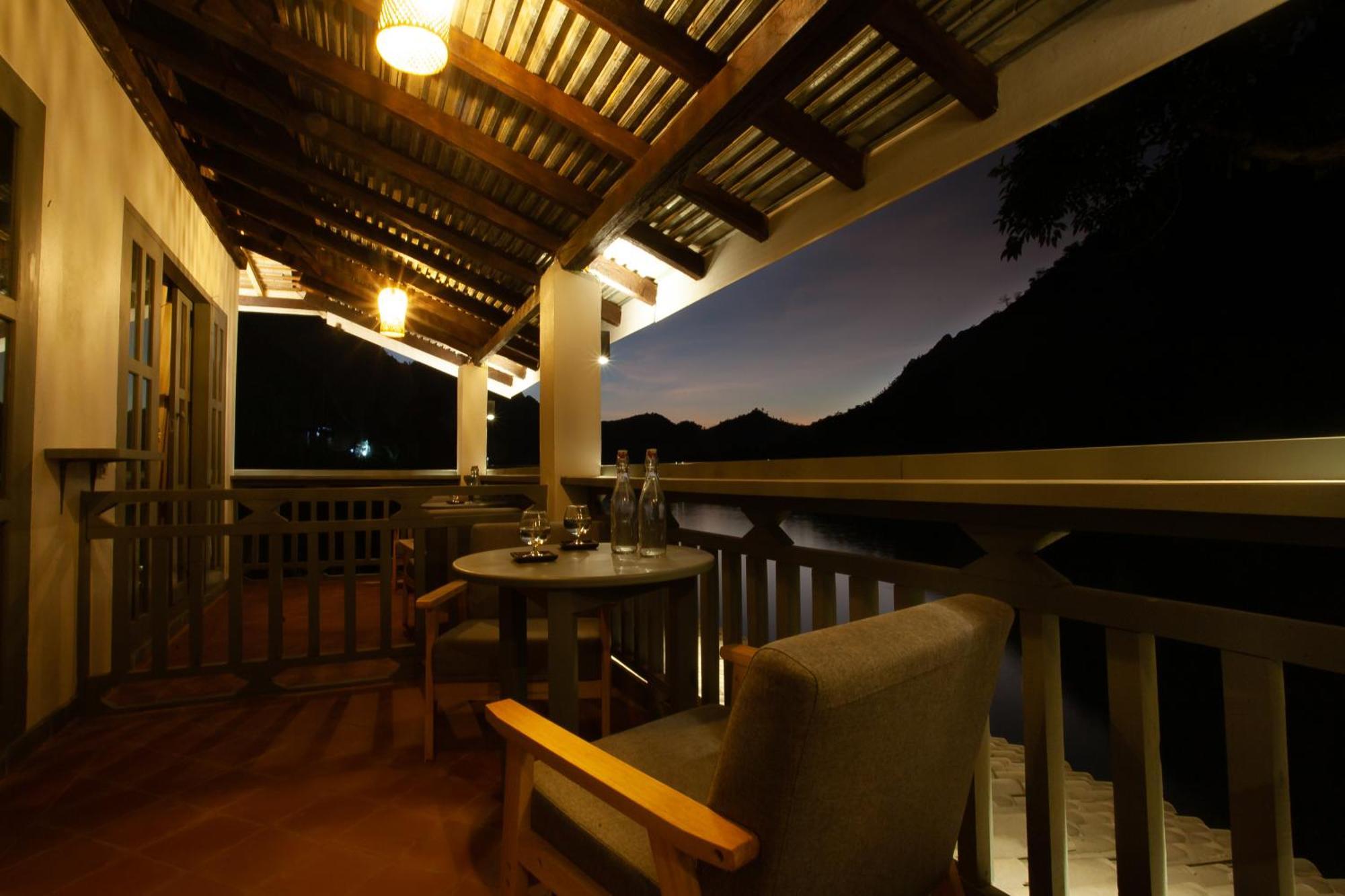 Dokchampa River View Villa Nongkhiaw Esterno foto